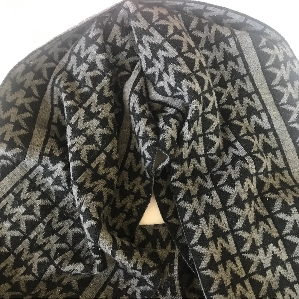 Michael Kors monogram gray and black scarf